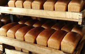 Буханка хлеба подорожала на 200 сумов